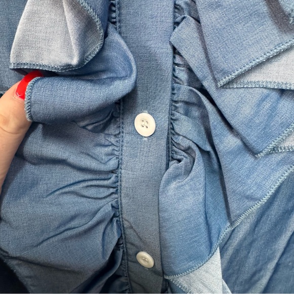Chic Ruffled Denim Blouse - Picture 2 of 4